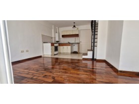 VENTA TRIPLEX NVA CBA 2 BALCONES TERRAZA CON ASADOR