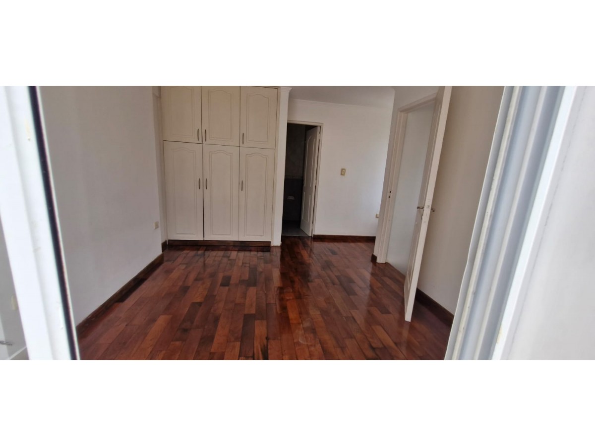 VENTA TRIPLEX NVA CBA 2 BALCONES TERRAZA CON ASADOR