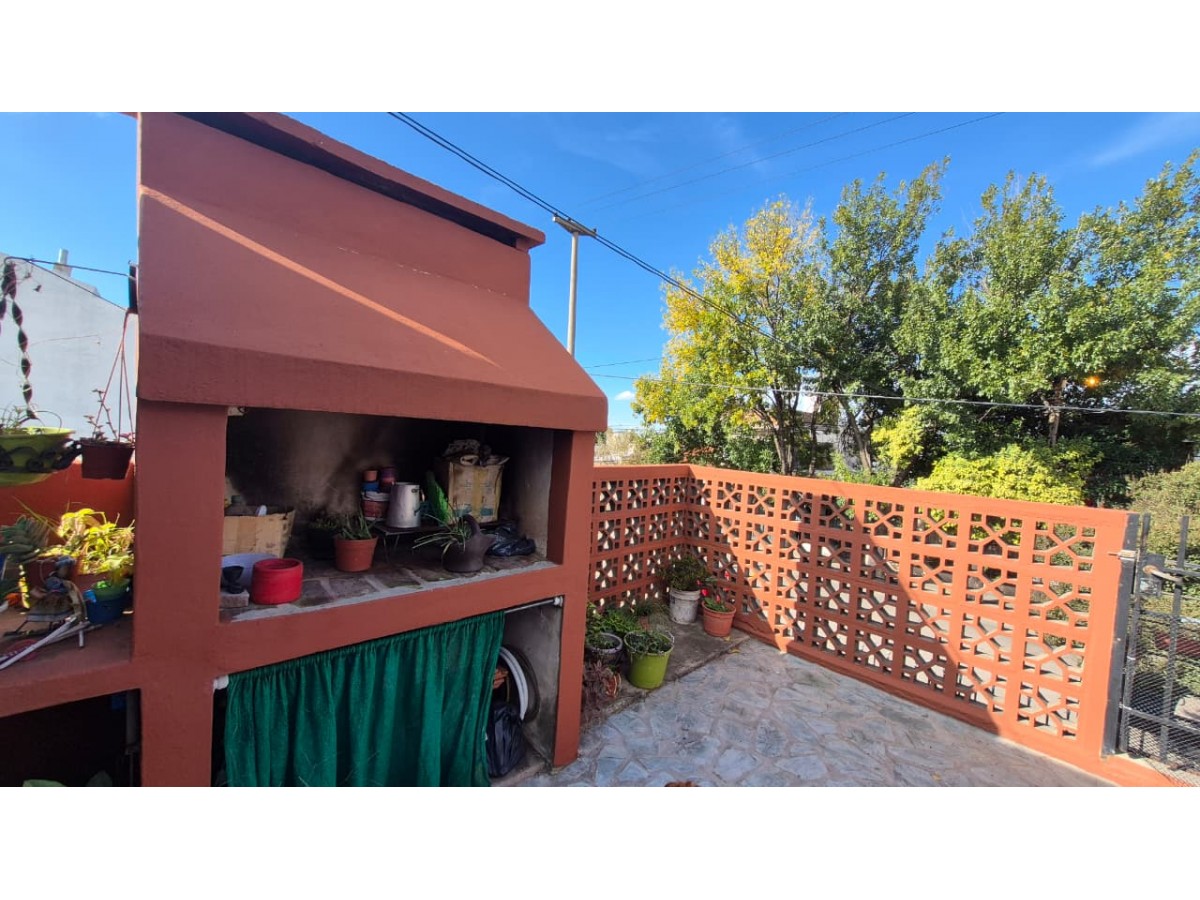 VENTA CASA JARDIN EL TREBOL