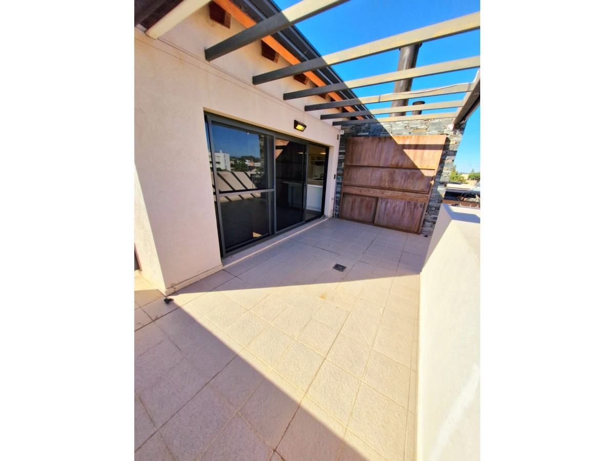 DEPARTAMENTO EXCLUSIVO | LIVETTE CHATEU CARRERAS