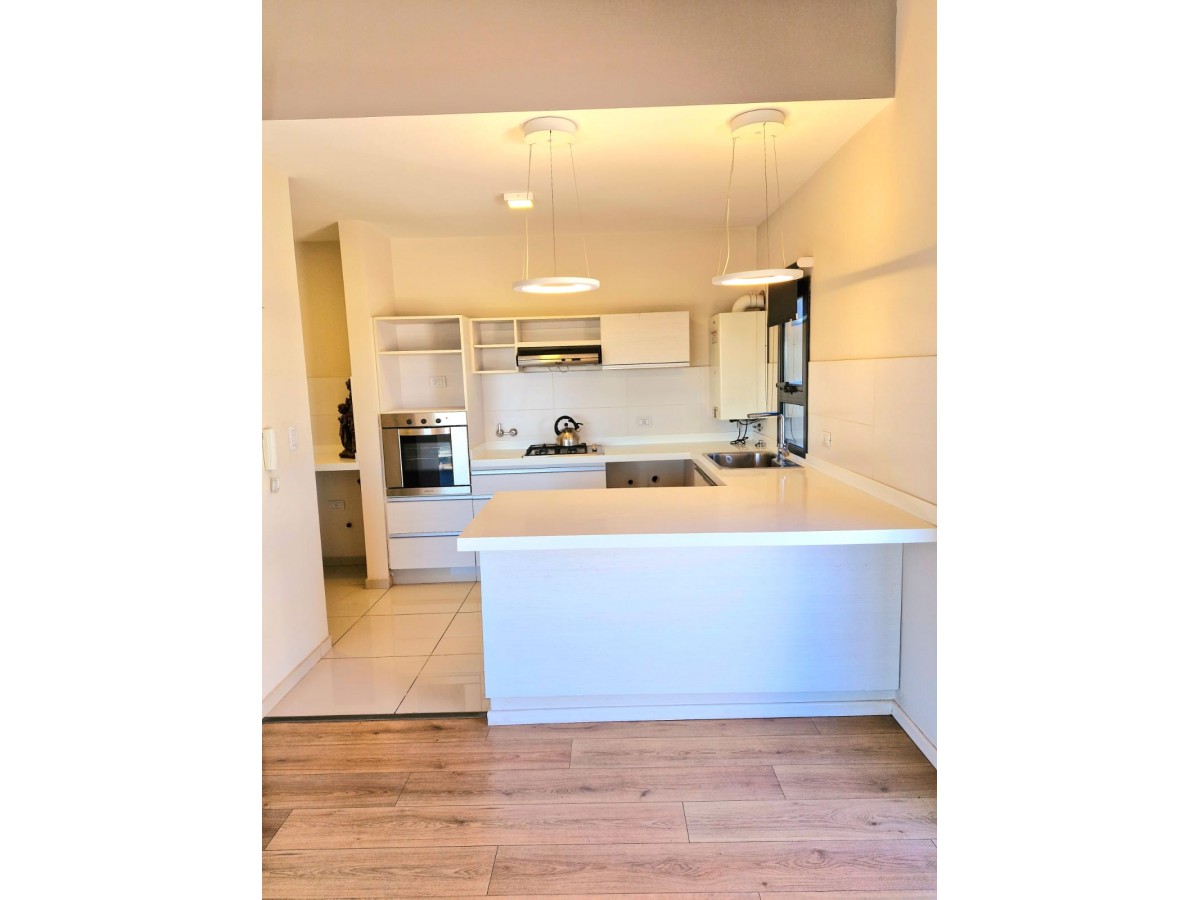 DEPARTAMENTO EXCLUSIVO | LIVETTE CHATEU CARRERAS