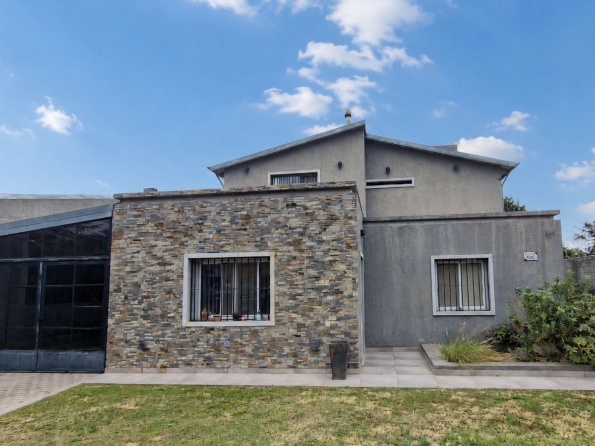 VENTA CASA EN EL TALAR DE MENDIOLAZA