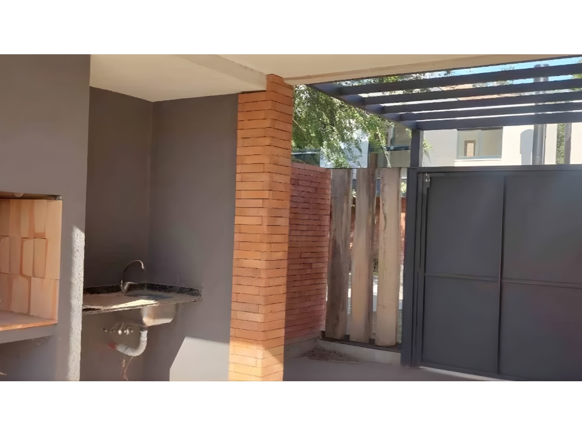 VENTA DUPLEX 3 DORMITORIOS ZONA SUR