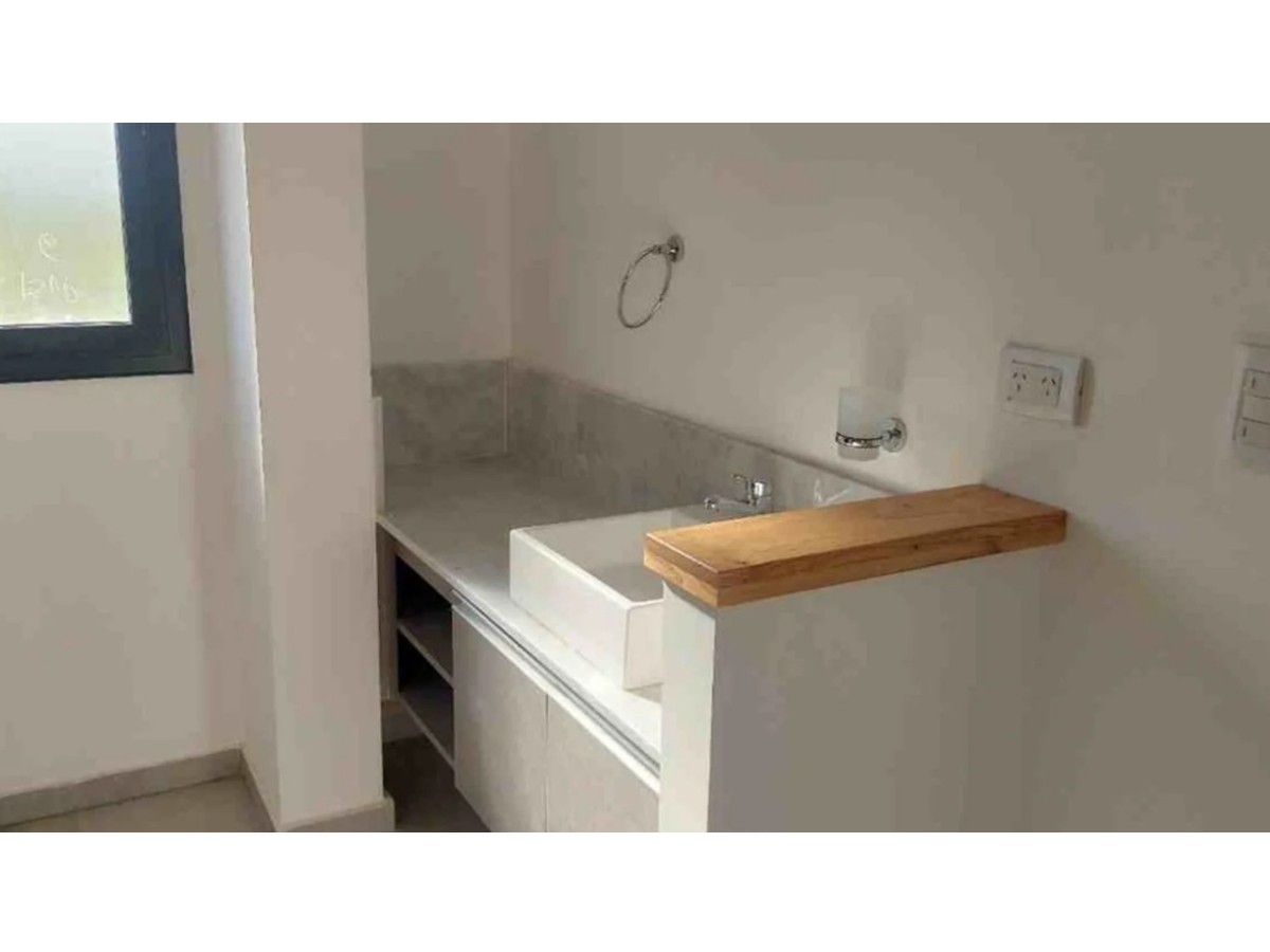 VENTA DUPLEX 3 DORMITORIOS ZONA SUR