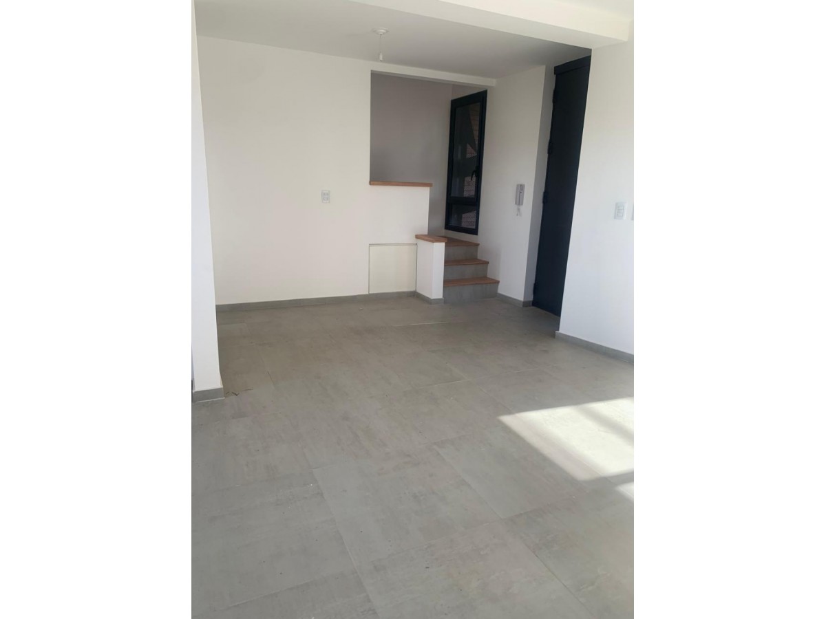 VENTA DUPLEX 3 DORMITORIOS ZONA SUR