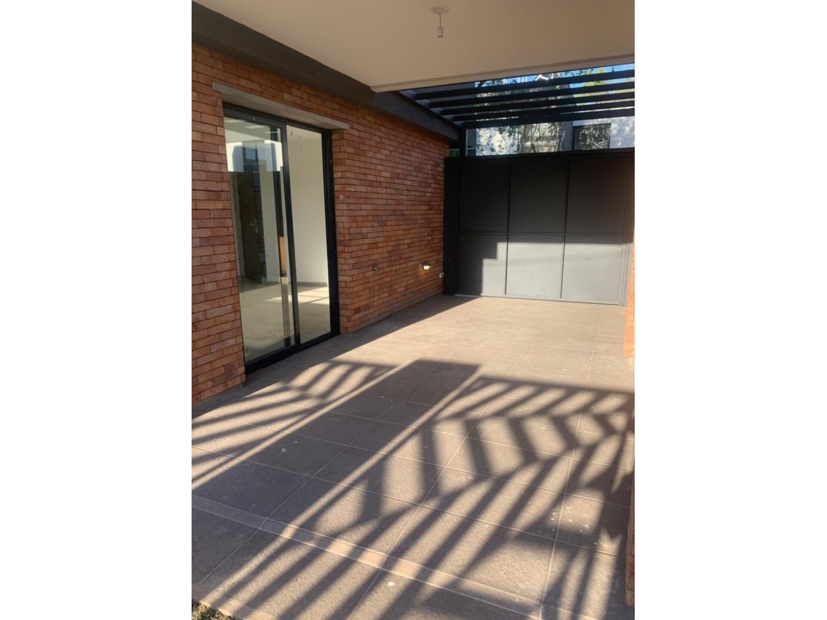 VENTA DUPLEX 3 DORMITORIOS ZONA SUR