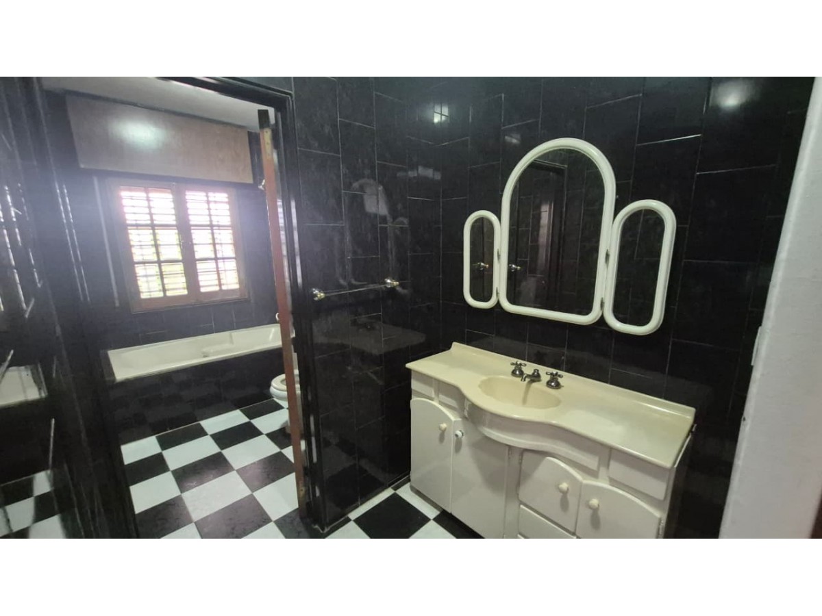 CASA VENTA B° URCA- APTA CREDITO
