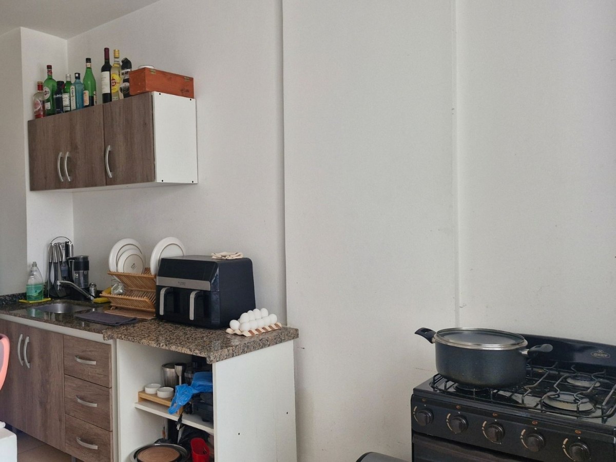 ALQUILER DPTO. DUPLEX 2 DORM. BV.SAN JUAN 670
