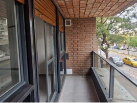 ALQUILER DPTO 1 DORM. CON BALCÓN sobre Bv. San Juan