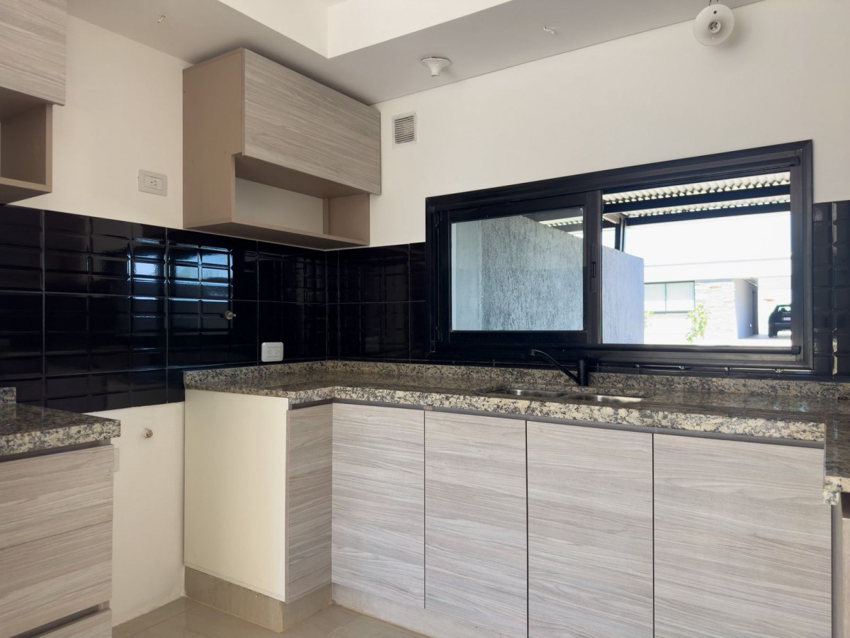 VENTA DUPLEX MANANTIALES