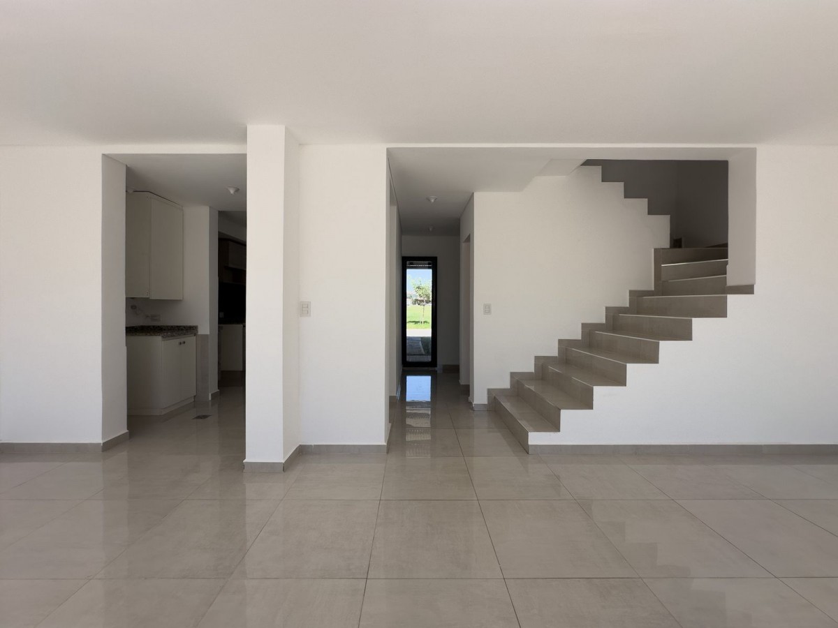 VENTA DUPLEX MANANTIALES