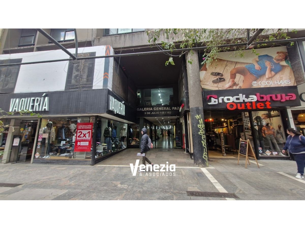 OFICINA 120 MTS 2  EN PEATONAL