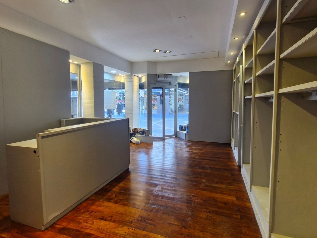 ALQUILER LOCAL COMERCIAL CENTRO - DEAN FUNES 154