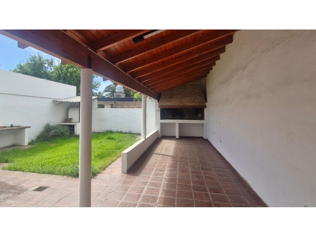 ALQUILER CASA 3 DORM. EN PASO DE LOS ANDES