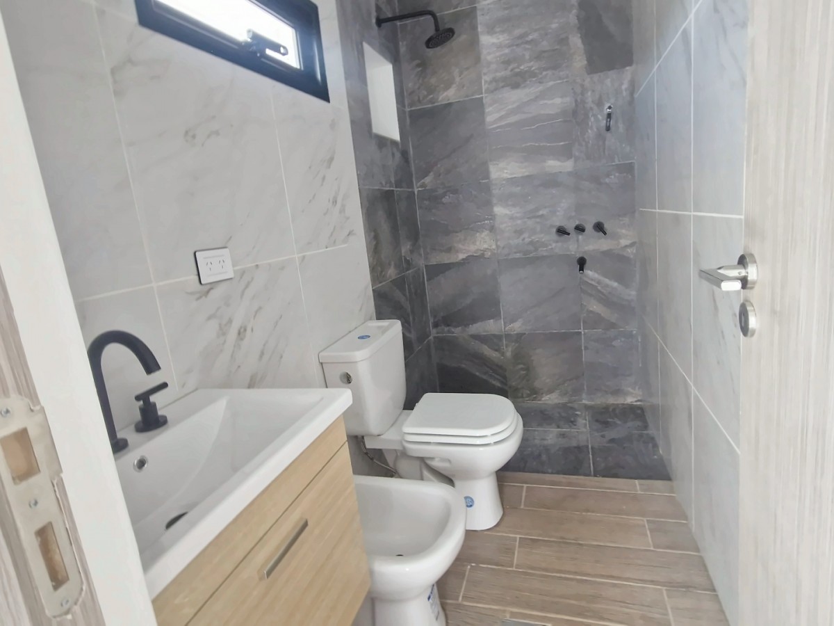 ALQUILER DOCTA - DUPLEX 2 DORM. A ESTRENAR