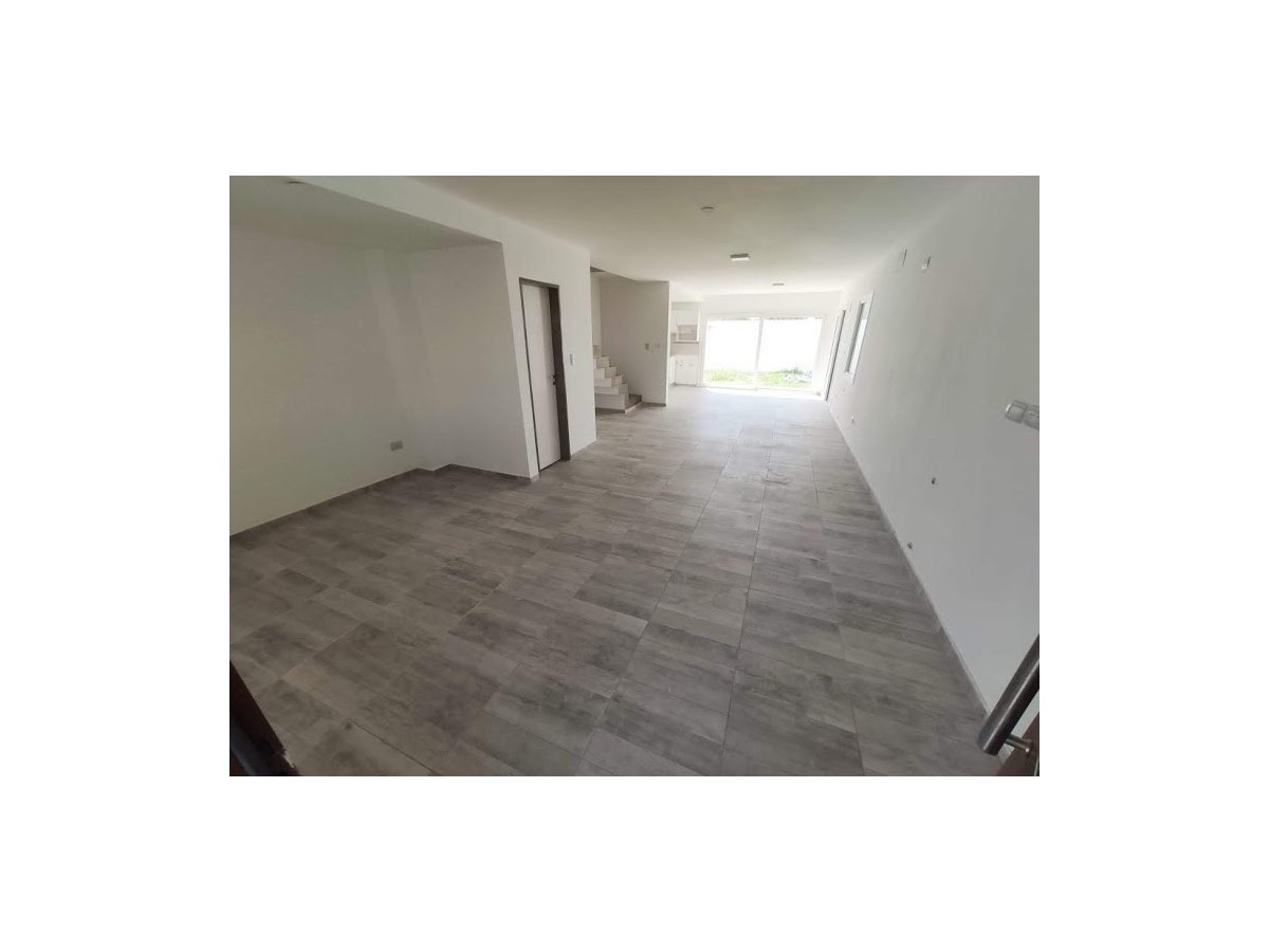 VENTA DUPLEX MANANTIALES